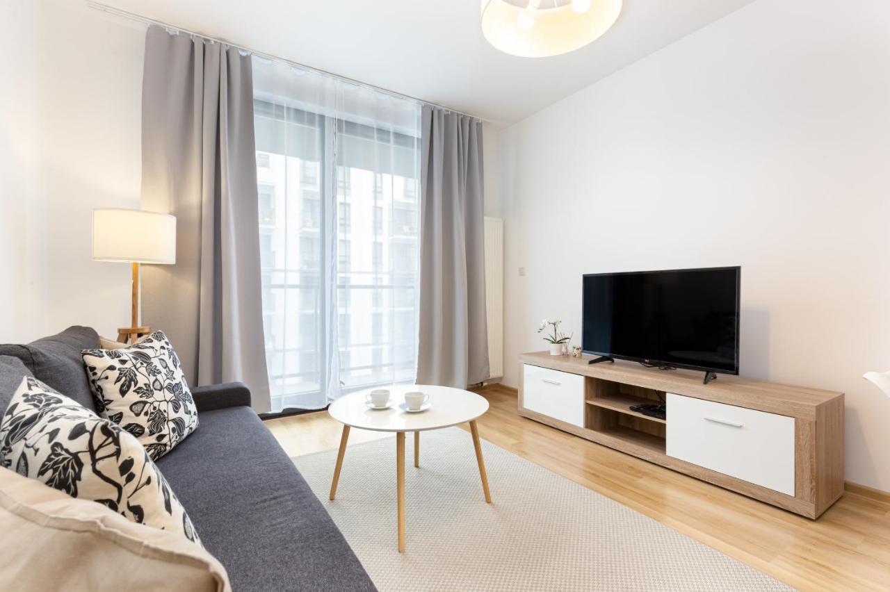 Apartments Varsovia Kasprzaka By Noclegi Renters Bagian luar foto