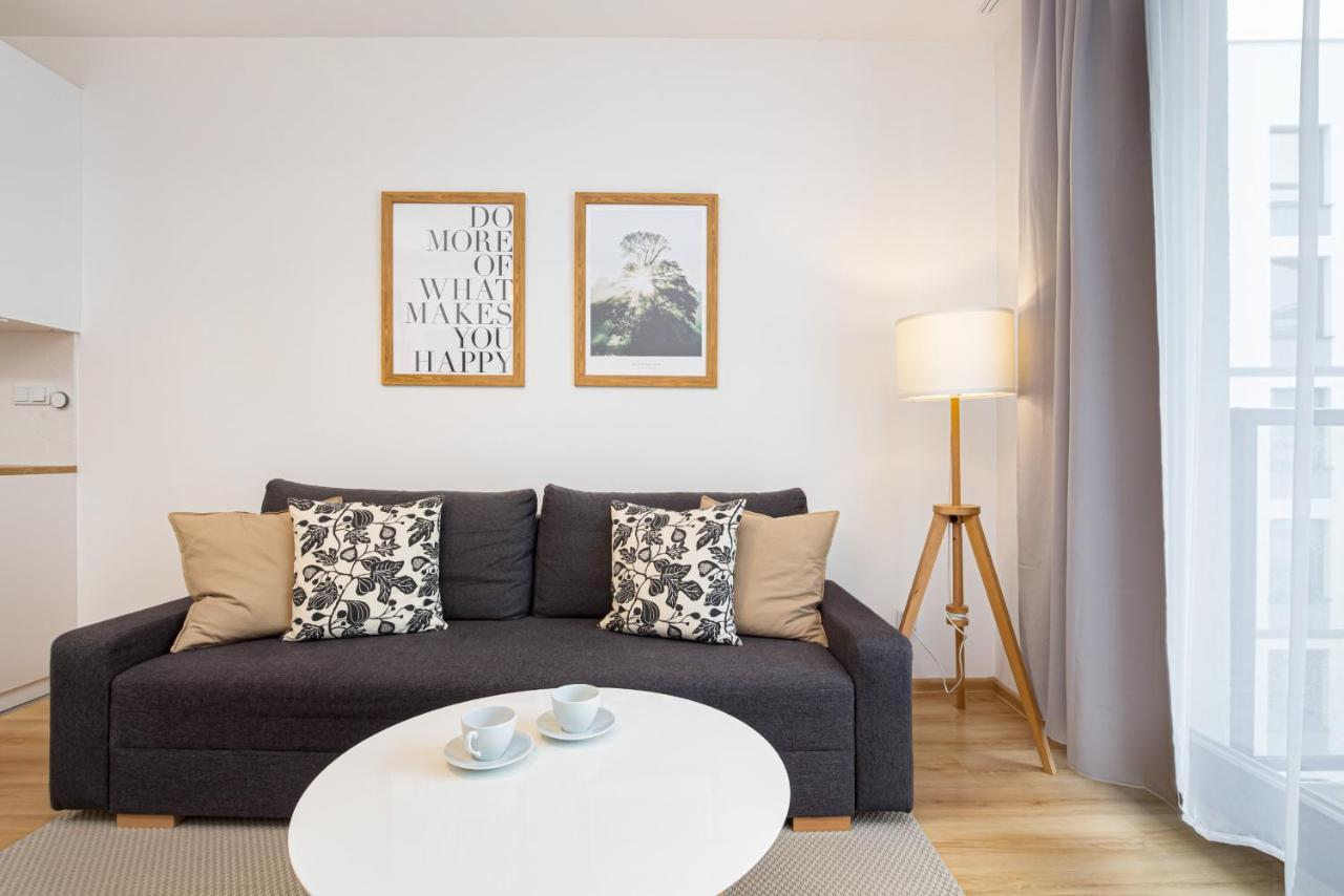 Apartments Varsovia Kasprzaka By Noclegi Renters Bagian luar foto