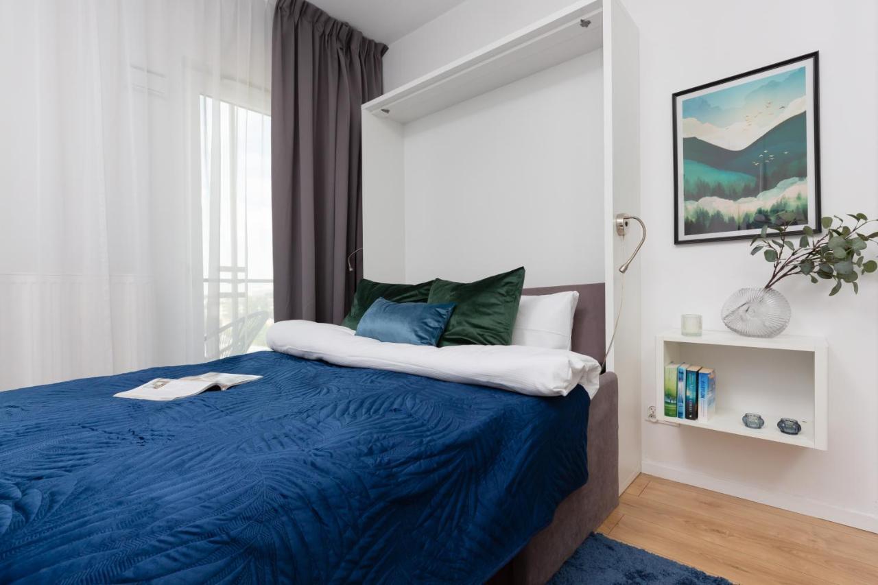 Apartments Varsovia Kasprzaka By Noclegi Renters Bagian luar foto