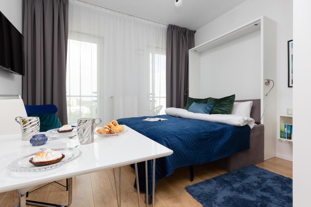 Apartments Varsovia Kasprzaka By Noclegi Renters Bagian luar foto