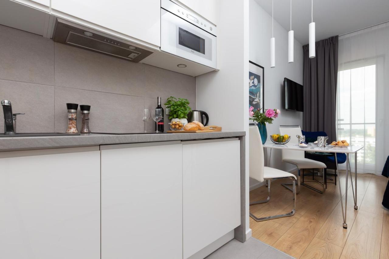 Apartments Varsovia Kasprzaka By Noclegi Renters Bagian luar foto